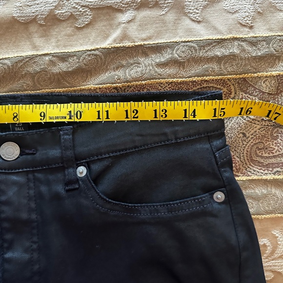 Banana republic black coated stretch jean. - Picture 10 of 11